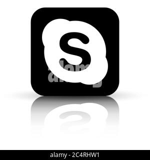 VORONEZH, RUSSIA - JANUARY 31, 2020: Skype logo black square icon with reflection and shadow Stock Vector