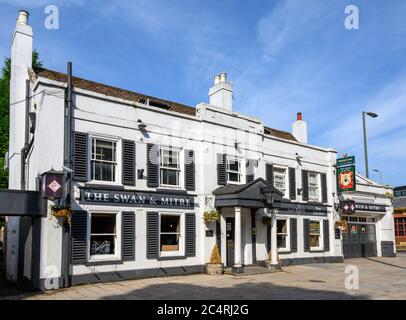 Bromley (London) in Kent, UK. The Swan & Mitre public house at the north end of Bromley High Street. The Swan and Mitre is a traditional British pub. Stock Photo
