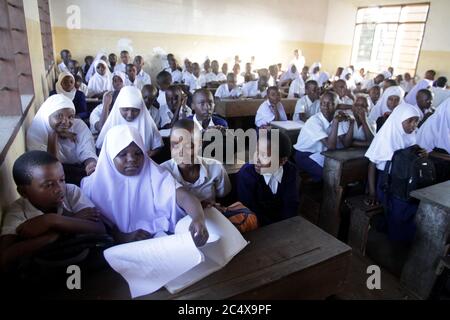 Dar Es Salaam. 29th June, 2020. Students attend class at a primary school in Dar es Salaam, Tanzania, on June 29, 2020. Primary and secondary schools in Tanzania reopened on Monday. Credit: Xinhua/Alamy Live News Stock Photo