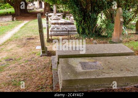 Graves of brothers Ernest & Sidney Barnsley Arts & Crafts architects & furniture designers in the churchyard of St Kenelms church in Sapperton, Glos Stock Photo