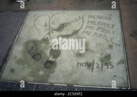 Hollywood, California, USA 2nd November 1995 A general view of atmosphere of actor Jim Carrey's hand and footprint s in cement at Jim Carrey Hand and Footprint ceremony on November 2, 1995 at Mann's Chinese Theatre in Hollywood, California, USA. Photo by Barry King/Alamy Stock Photo Stock Photo