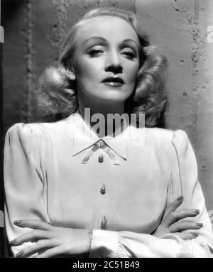 MARLENE DIETRICH 1947 Portrait by A.L. ''WHITEY'' SCHAFER Publicity for ...