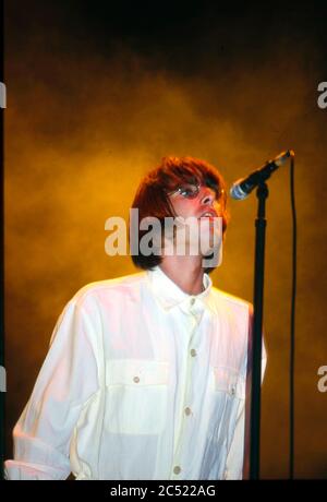 Oasis live at the Knepworth Park August 1996 Stock Photo