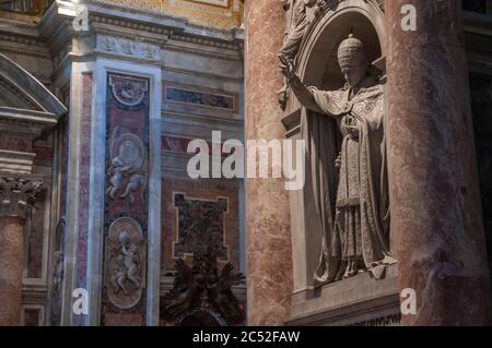 Interior detail from Saint Peter's Basilica in the Vatican Rome Stock Photo