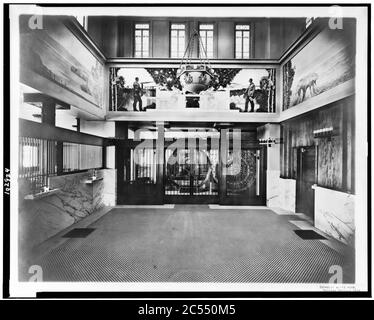 Interior of Peoples Savings Bank, Cedar Rapids, Iowa with large mural ...