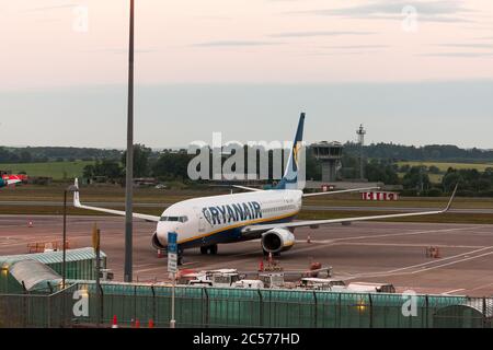 Cork Airport, Cork, Ireland. 01st July, 2020. A Ryanair Boeing 737 on stand at the apron in Cork Airport waiting for departure to London Stanstead. As Europe reopens after the Coronvirus pandemic Ryanair has started flying 40% of it fleet from today. - Credit; David Creedon / Alamy Live News Stock Photo