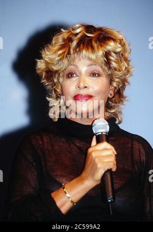 Tina Turner at the Twent Four Seven album and tour press conference in Paris 27th October 1999 Stock Photo