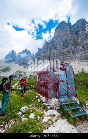 Italy, Friul, Dolomites of Friuli Natural park , Montanaia valley, Perugini bivouac above Pordenone refuge Stock Photo
