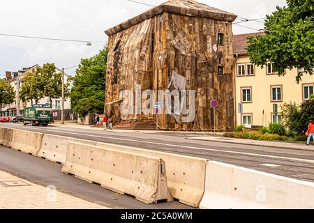 The wrapping of the gate guards with jute sacks by Ibrahim Mahama from Ghana. Torwache covered in Jute Sack, Documenta 14, Kassel, Germany. Documenta Impressions in Kassel, Germany Stock Photo