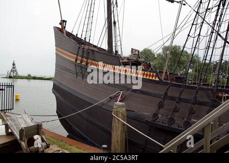 Second replica of Halve Maen. Boat (similar to a carrack) of the Dutch V.O.C. sailed to New York in 1609. Captain Henry Hudson. Hoorn, Netherlands Stock Photo