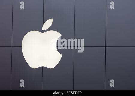 TOKYO, JAPAN - 24 JUNE 2016: The iconic Apple logo on the Tokyo Apple store in Ginza. Apple stores are preparing for the launch of the new iPhone 7 on Stock Photo