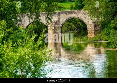 Teston Bridge crossing the River Medway between Maidstone and Wateringbury in Kent, England Stock Photo