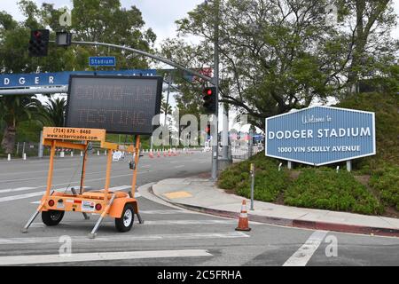 Welcome Sign Entrance Dodger Stadium Los Stock Photo 537035557