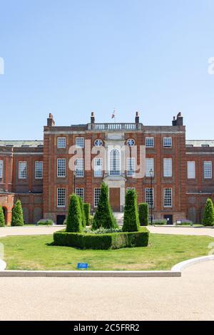 18th century Roehampton House, Roehampton Lane, Roehampton, London Borough of Wandsworth, Greater London, England, United Kingdom Stock Photo