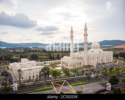 Seremban's latest attraction, Masjid Sri Sendayan, has won praises 