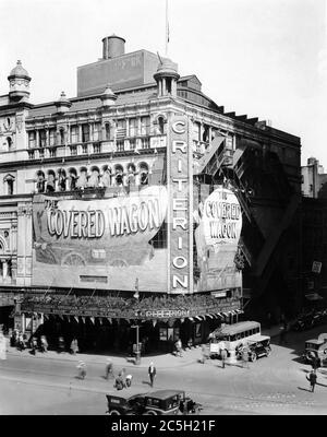 The CRITERION THEATRE in NEW YORK showing J. WARREN KERRIGAN and LOIS WILSON in THE COVERED WAGON 1923 director JAMES CRUZE novel Emerson Hough Silent movie producer Jesse L. Lasky Paramount Pictures Stock Photo