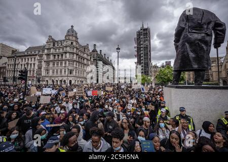 Hundreds gather for 'Justice for Shukri Abdi' protest supported by Back Lives Matter. London, UK. Stock Photo