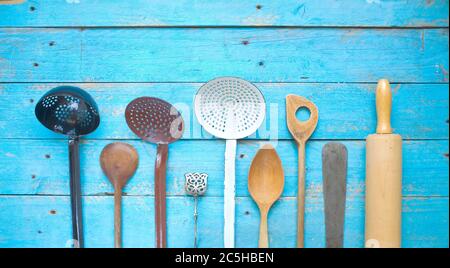 https://l450v.alamy.com/450v/2c5hben/various-vintage-kitchen-utensils-flat-lay-free-copy-space-2c5hben.jpg