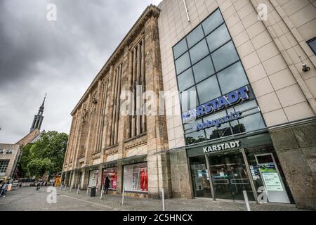 Dortmund, Germany. 03rd July, 2020. Galeria Karstadt Kaufhof branch on Westenhellweg in Dortmund. After negotiations with the landlords, the retail giant sees a future for six more stores between Chemnitz and Dortmund. Credit: Dieter Menne/dpa/Alamy Live News Stock Photo