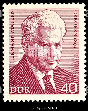 East German postage stamp (1973) : Hermann Matern (1893 - 1971) East German politician Stock Photo