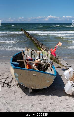 Hiddensee, Germany. 05th June, 2020. A small fishing boat lies on the beach of Hiddensee. Credit: Stephan Schulz/dpa-Zentralbild/ZB/dpa/Alamy Live News Stock Photo