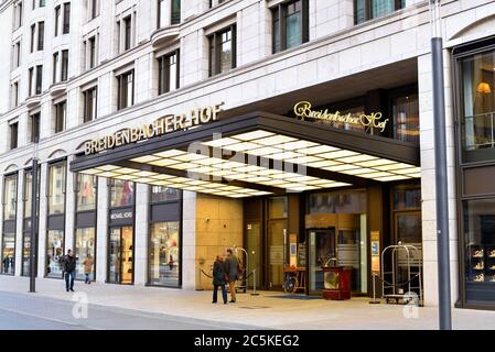 Exterior view of the luxury hotel „Breidenbacher Hof“ on Königsallee in Düsseldorf. This hotel has a tradition of more than 200 years. Stock Photo