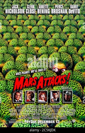 Mars Attacks! (1996) directed by Tim Burton and starring Jack Nicholson, Pierce Brosnan, Sarah Jessica Parker, Pierce Brosnan, Glenn Close and Danny DeVito. The Earth is invaded by cruel Martians based on the Topps Mars Attacks 1962 trading cards. Stock Photo