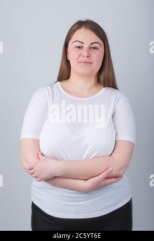 Curvy woman chubby pretty 30s hi-res stock photography and images