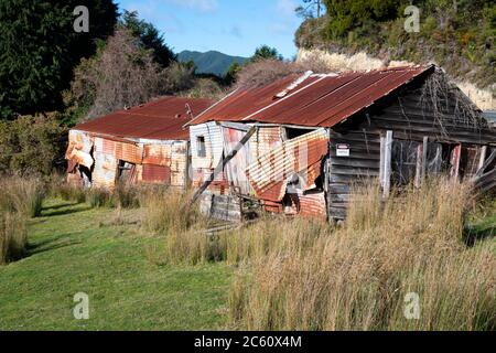 Rusty barn near Wallaceville, Upper Hutt, Wellington, North Island, New Zealand Stock Photo