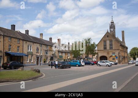 Redesdale Hall on The High Street in Moreton on Marsh in Gloucestershire in the UK Stock Photo