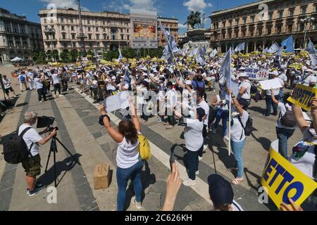 Milan, Italy. 04th July, 2020. Hundreds of flags, T-shirts, banners, signs with the word 'Respect' invaded the center on the occasion of the national mobilization of nurses and health personnel called by the national union Nursing Up in Duomo square Milan. (Photo by Luca Ponti/Pacific Press/Sipa USA) Credit: Sipa USA/Alamy Live News Stock Photo