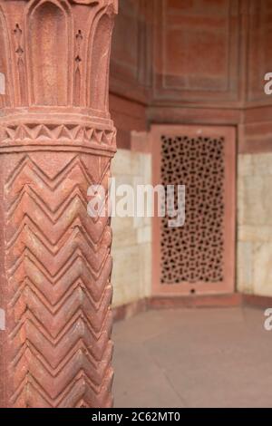 India, Delhi. Humayun's Tomb aka Maqbara-i Humayun. Detail of Persian style Islamic architecture, circa 1558. UNESCO. Stock Photo