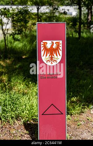 Eberswalde, Germany. 06th July, 2020. A signpost to the Eberswalde labor court on the premises of the state authority center. The words on the stele are missing letters. Credit: Jens Kalaene/dpa-Zentralbild/ZB/dpa/Alamy Live News Stock Photo