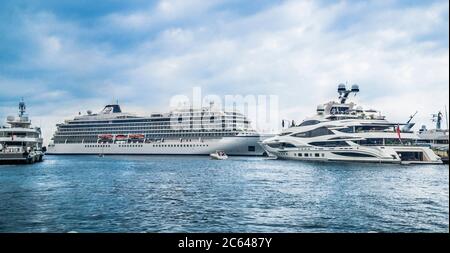 super yacht Lionheart and luxury cruise ship Viking Orion at Port Hercules, Principality of Monaco, French Riviera Stock Photo