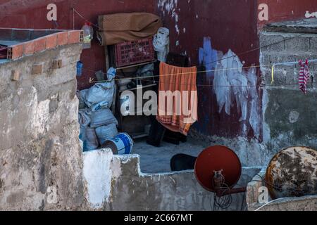 Laundry and concrete bags on a roof terrace in Essaouira Stock Photo