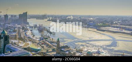 Germany, Hamburg, Port, Elbe River, Elbphilharmonie Concert Hall, HafenCity, Sankt Pauli Piers Stock Photo