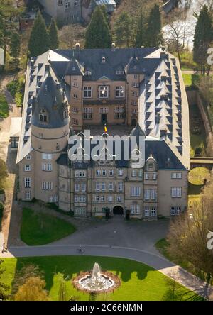 Princely residence castle Detmold on the Schlossstraße, trees, moated castle, aerial photograph of Detmold