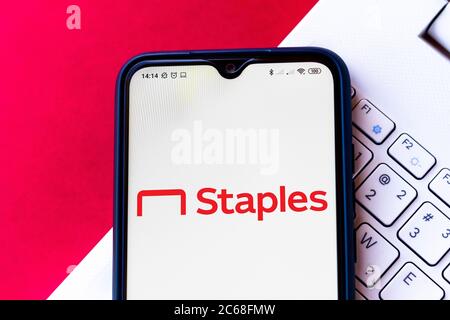 Brazil. 4th July, 2020. In this photo illustration the Staples logo seen displayed on a smartphone. Credit: Rafael Henrique/SOPA Images/ZUMA Wire/Alamy Live News Stock Photo
