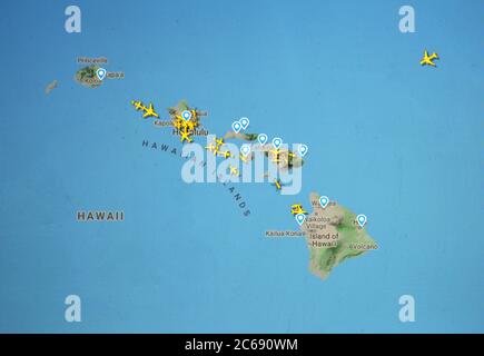 air traffic over Hawaiian islands, USA  (07 july 2020, UTC 20.39) on internet site of Flightradar 24,  Conoravirus pendemic period