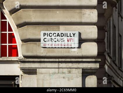 LONDON, UK - 16TH MARCH 2014: A sign for Piccadilly Circus in London Stock Photo