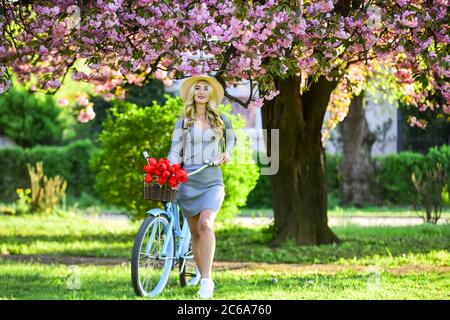 og girl bike