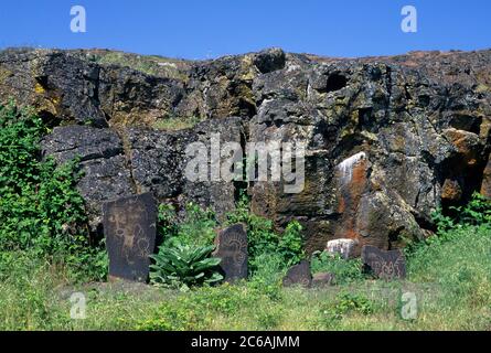 Petroglyph along Petroglyph Trail, Columbia Hills State Park, Columbia River Gorge National Scenic Area, Washington Stock Photo