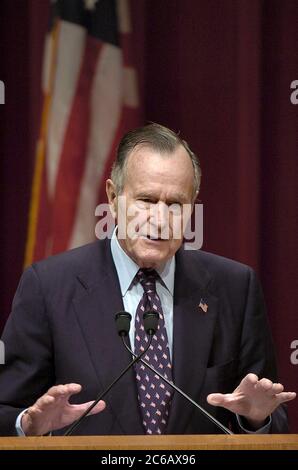 College Station, Texas USA, March 11, 2005: Former U.S. President George H.W. Bush at the Bush Presidential Library where he spoke to 50 new soldiers granted U.S. citizenship in a naturalization ceremony.   ©Bob Daemmrich Stock Photo