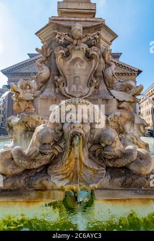 Italy, Lazio, Rome, Pigna, Piazza della Rotunda, Fontana del Pantheon Stock Photo