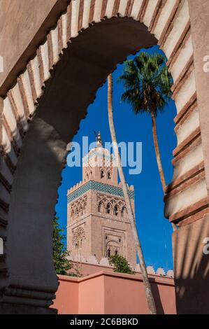 Koutoubia Mosque framed in archway, UNESCO World Heritage Site, Marrakech (Marrakesh), Morocco, North Africa, Africa Stock Photo