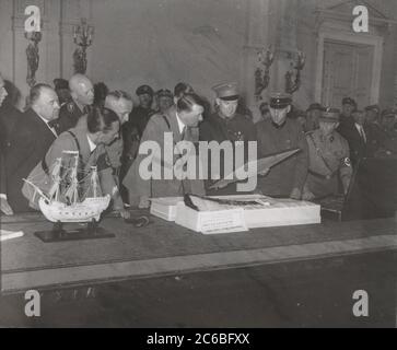 Reception of delegations from the district in the Reich Chancellery Heinrich Hoffmann Photographs 1934 Adolf Hitler's official photographer, and a Nazi politician and publisher, who was a member of Hitler's intimate circle. Stock Photo