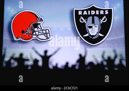 Atlanta Falcons. Silhouette of professional american football player. Logo  of NFL club in background, edit space Stock Photo - Alamy