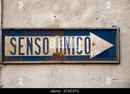 'One Way'/'Senso Unico' Italian rusty, vintage, road sign. Collection object.