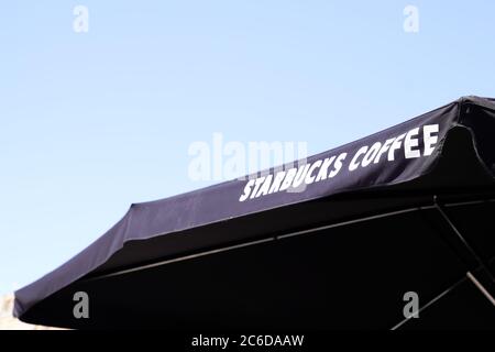 Bordeaux , Aquitaine / France - 07 07 2020 : Starbucks logo and text sign of American coffee company famous coffeehouse Stock Photo