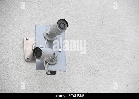 Usedom, Germany. 07th July, 2020. Cameras for monitoring the port of the city of Usedom are mounted on the facade of the harbour master's office. The waterway rest area with 70 places and a wide range of leisure activities was completed in 2019. The Usedomer-See-Zentrum is located on the eastern edge of the town on Lake Usedom, which can be reached from the Szczecin Lagoon via the access road between the West and East Klüne. Credit: Stefan Sauer/dpa-Zentralbild/ZB/dpa/Ģ����ý Live News Stock Photo